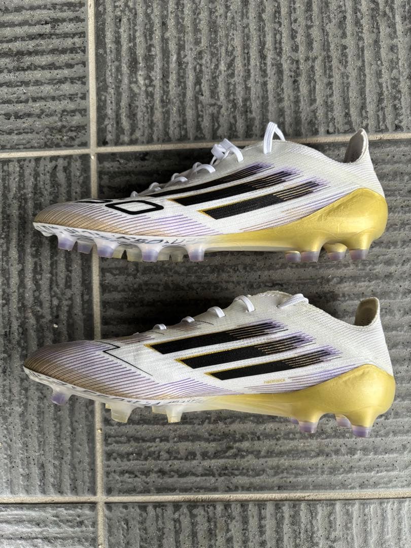 アディダスＦ５０エリートAG