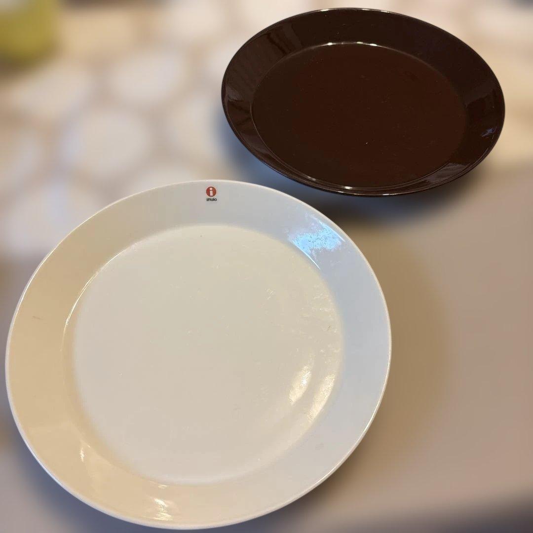 【美品】 ホワイトとブラウンの皿セット