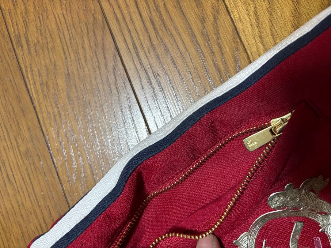 KITH 赤 ジャージ　セットアップ　bergdorf goodman ゴールド