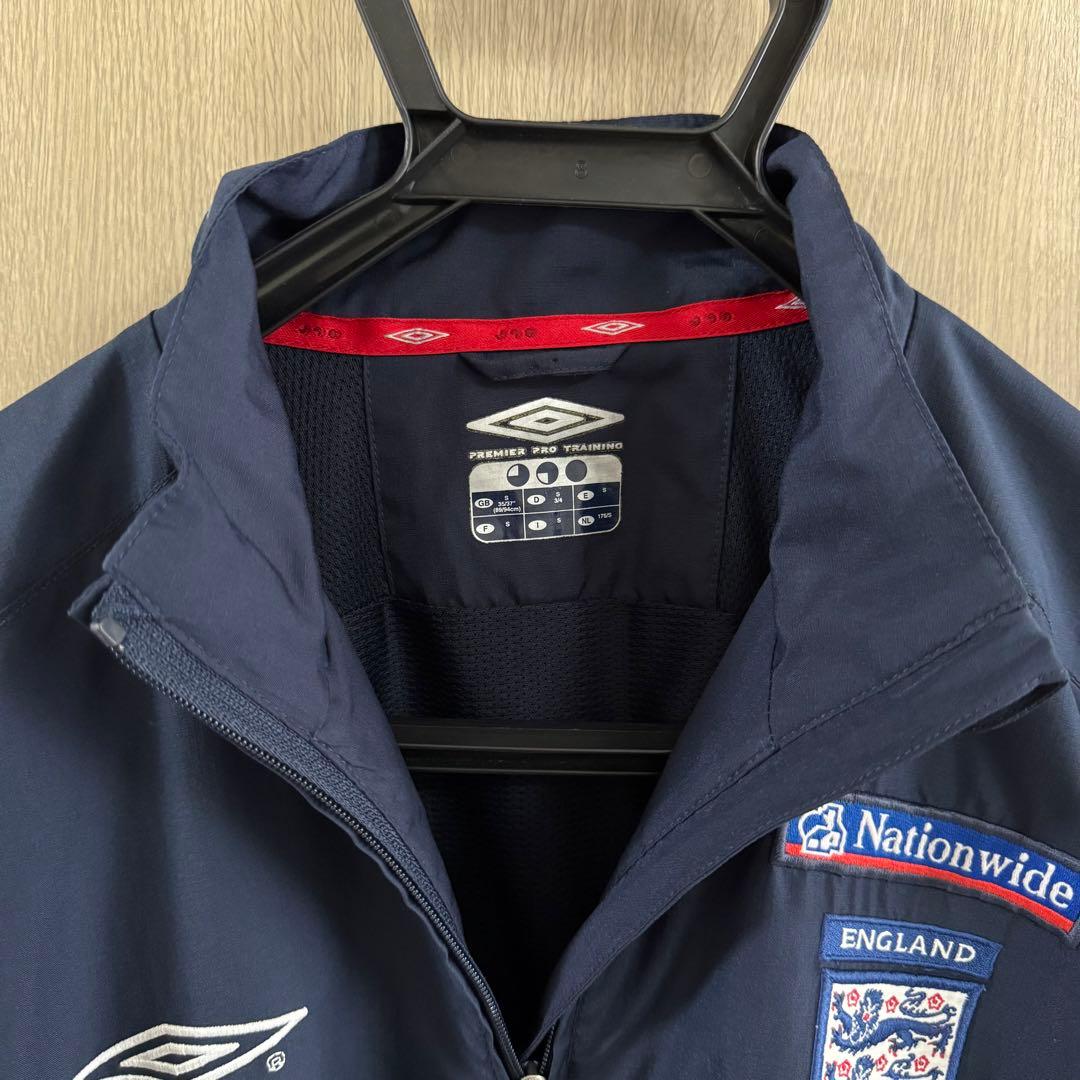UMBRO イングランド代表 トラックジャケット Sサイズ/ネイビー/背面ロゴ