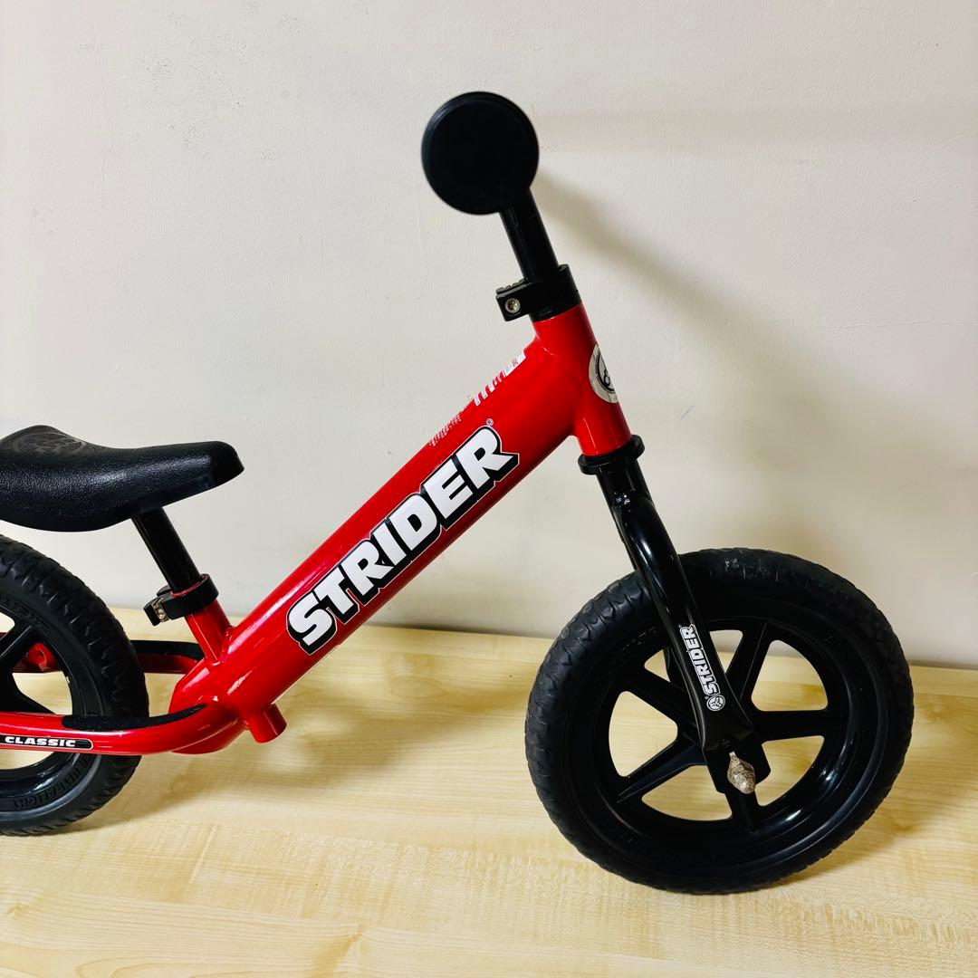 STRIDER ストライダー クラシック バランスバイク 赤 レッド 日本正規品
