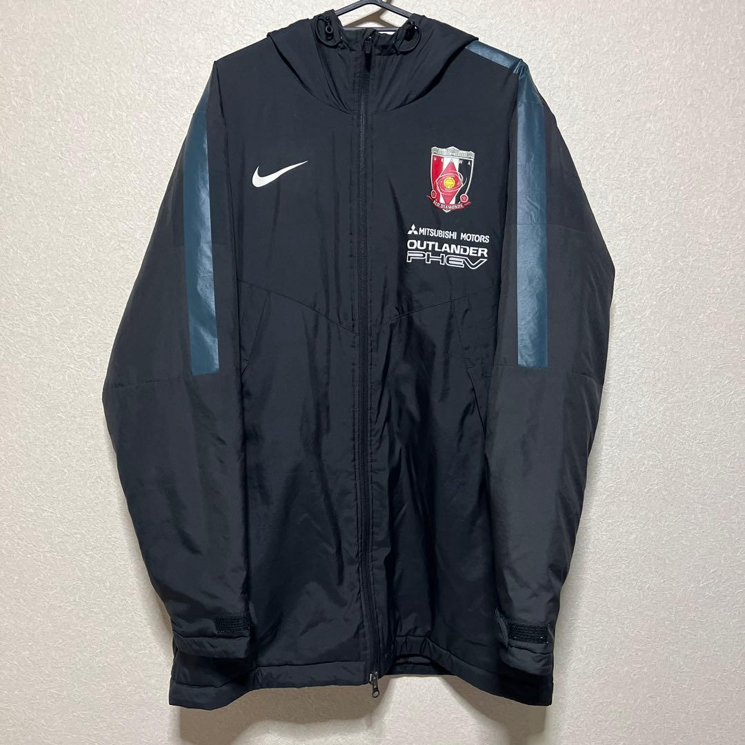 浦和レッズ 支給品 コート