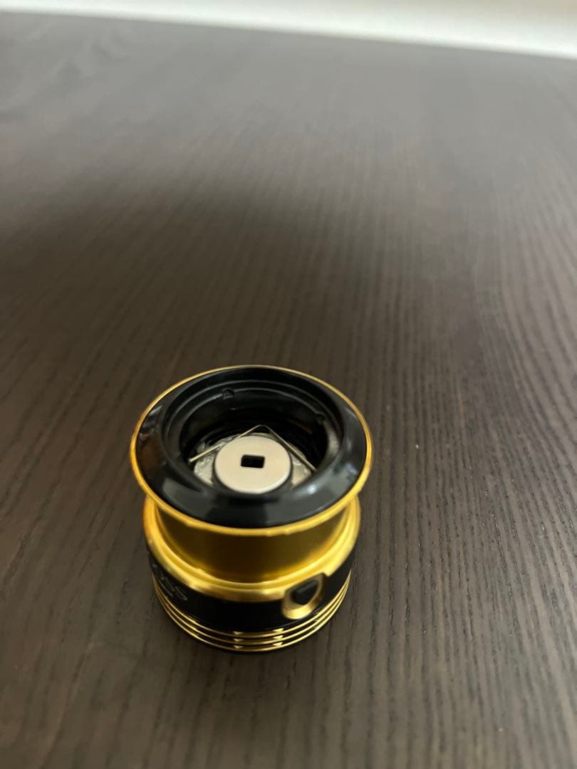 SHIMANO V-1000SS スプール