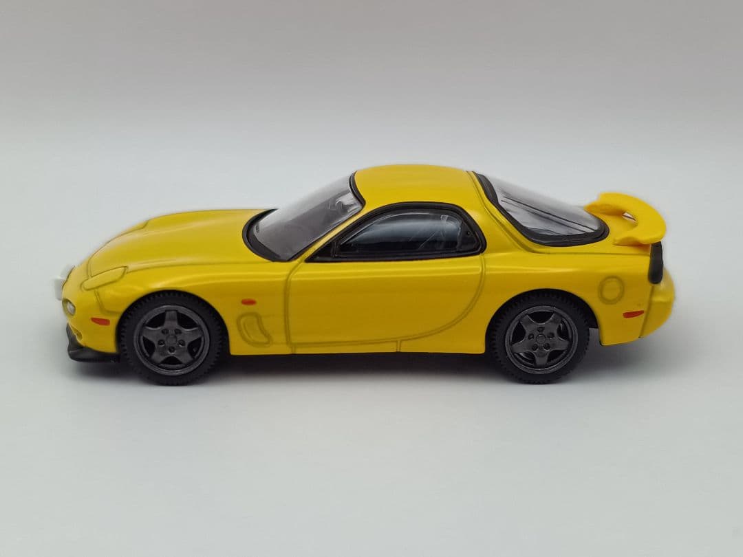 トミカリミテッドヴィンテージネオ　ロータリーエンジン誕生30周年記念限定車
