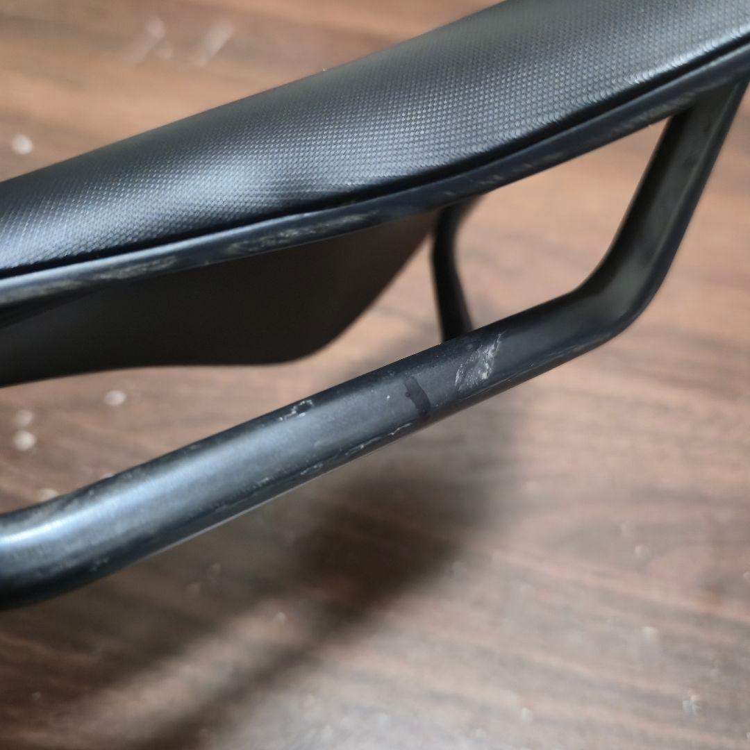 フィジークANTARES VERSUS EVO 00 LARGE カーボンレール