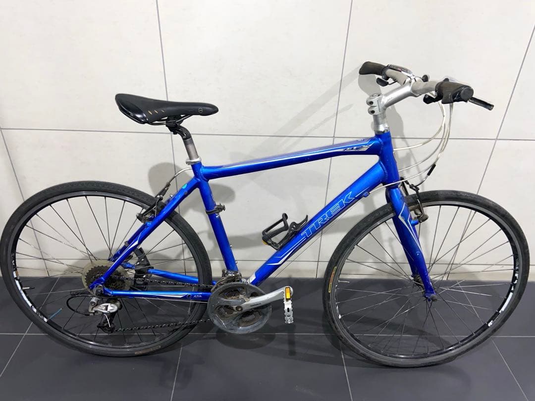 TREK FX7.3 クロスバイク　トレック fx7.2 23自転車　fx234
