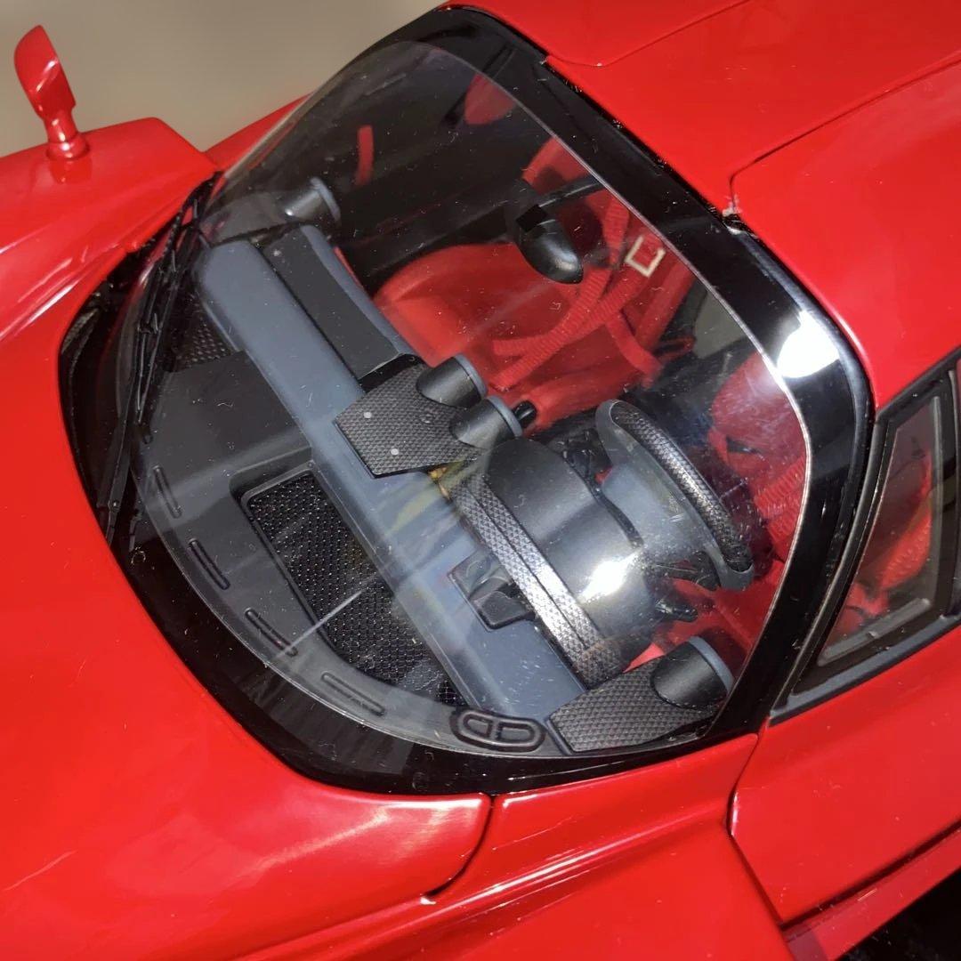 Ferrari LaFerrari 赤