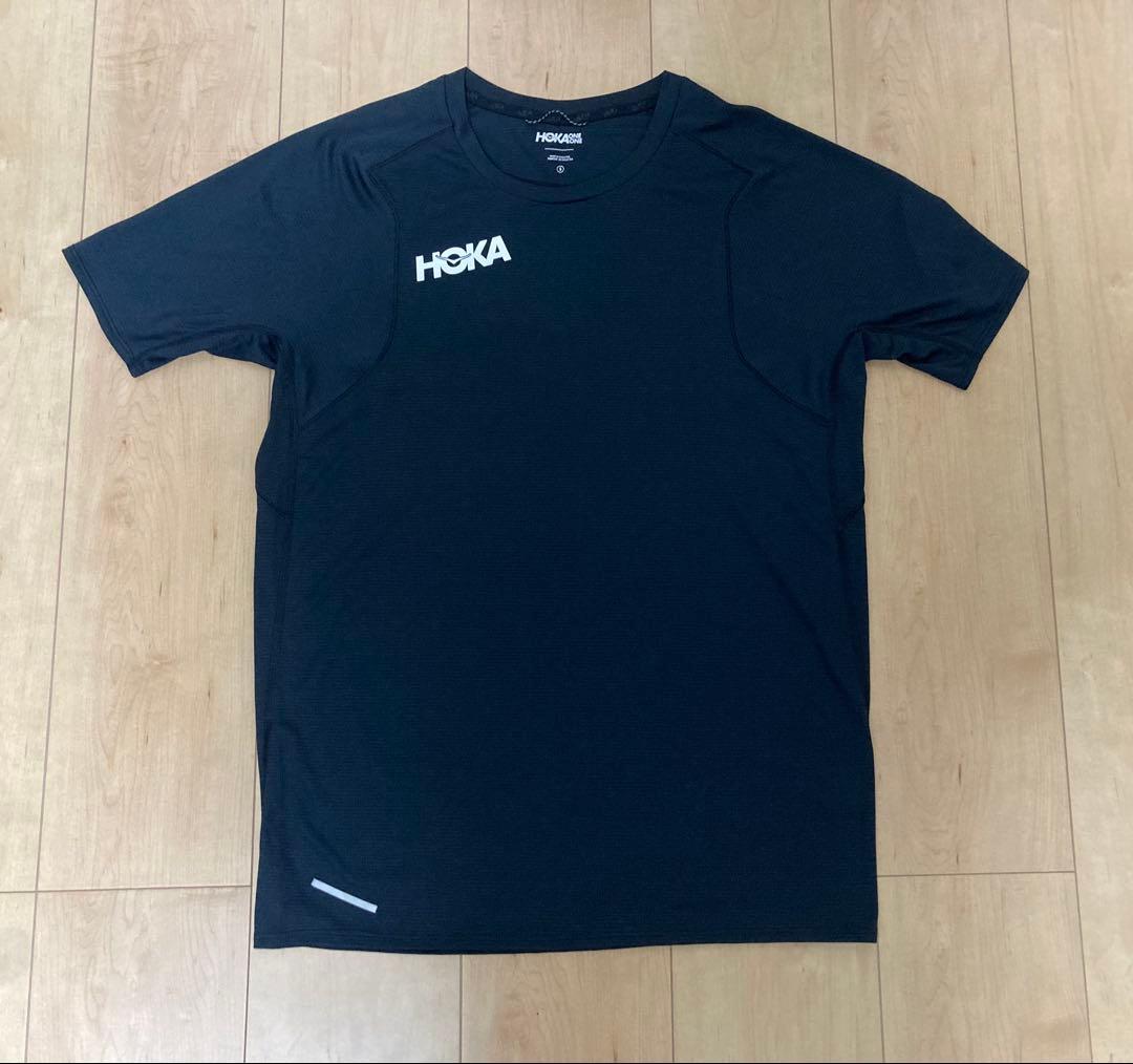 ホカオネオネ ランニング 半袖 Tシャツ Sサイズ ブラック 新品未使用