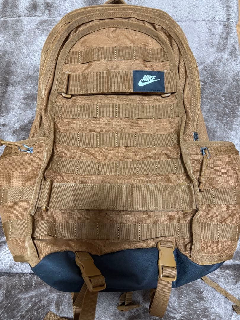 nike rpm バックパック　ブラウン