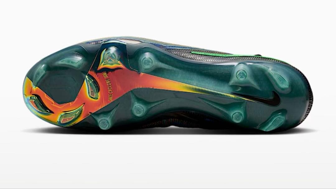 限定スパイク NIKEファントム6HighエリートEA sportFC