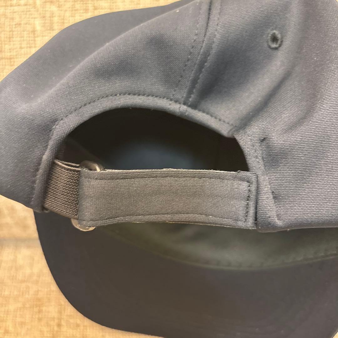 【未使用】1piu1uguale3BK CAP