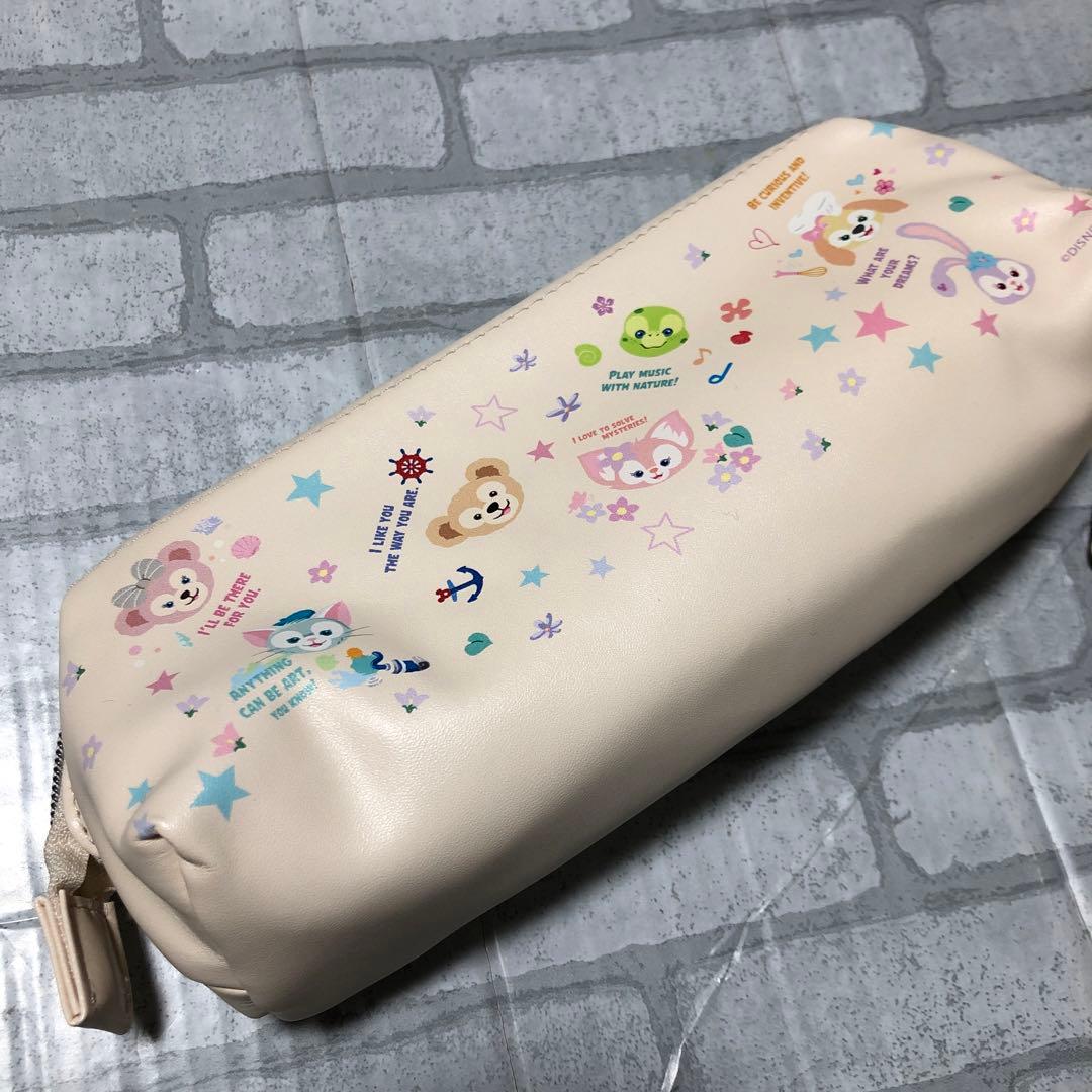 ペンケース　香港ディズニーランド限定　タグなし　新品未使用品　最新版