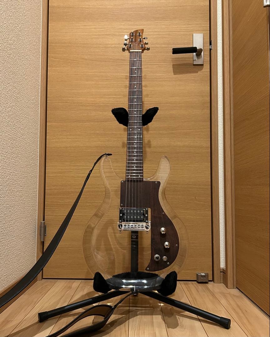 Ampeg アンペグ　Lucite Guitar ルーサイドギター　コピーモデル