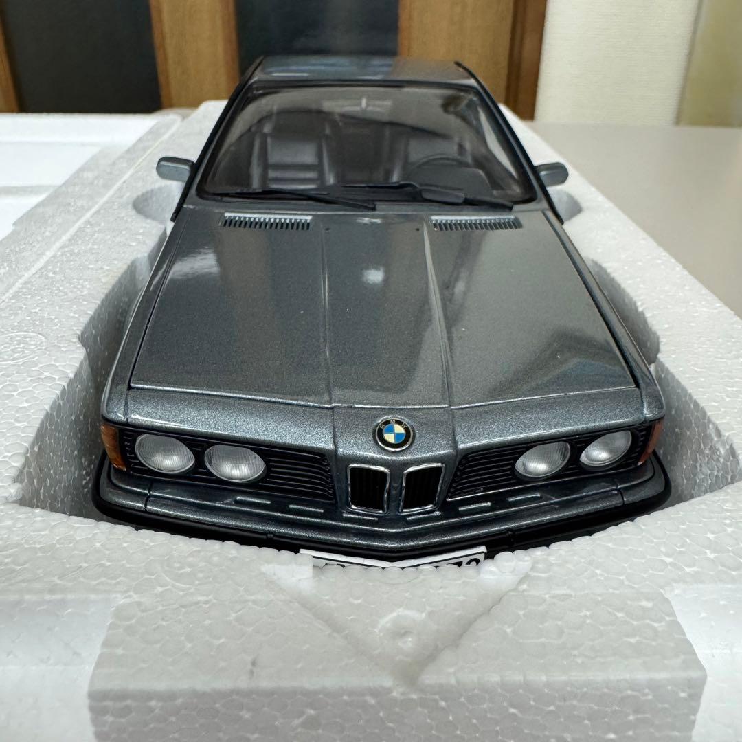 【新品】オートアート  M635 CSi Shadow-Line 1/18