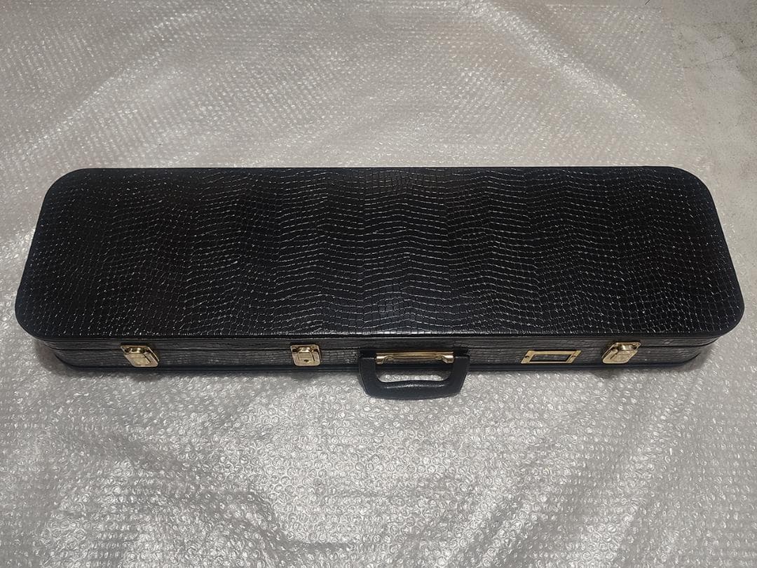 【美品】沖縄三線 ハードケース 鍵付き ブラック/クロコダイル型押し