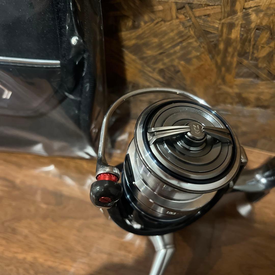 〇カスタムフルチューン〇美品　18イグジストFC LT2500S-CXHダイワ