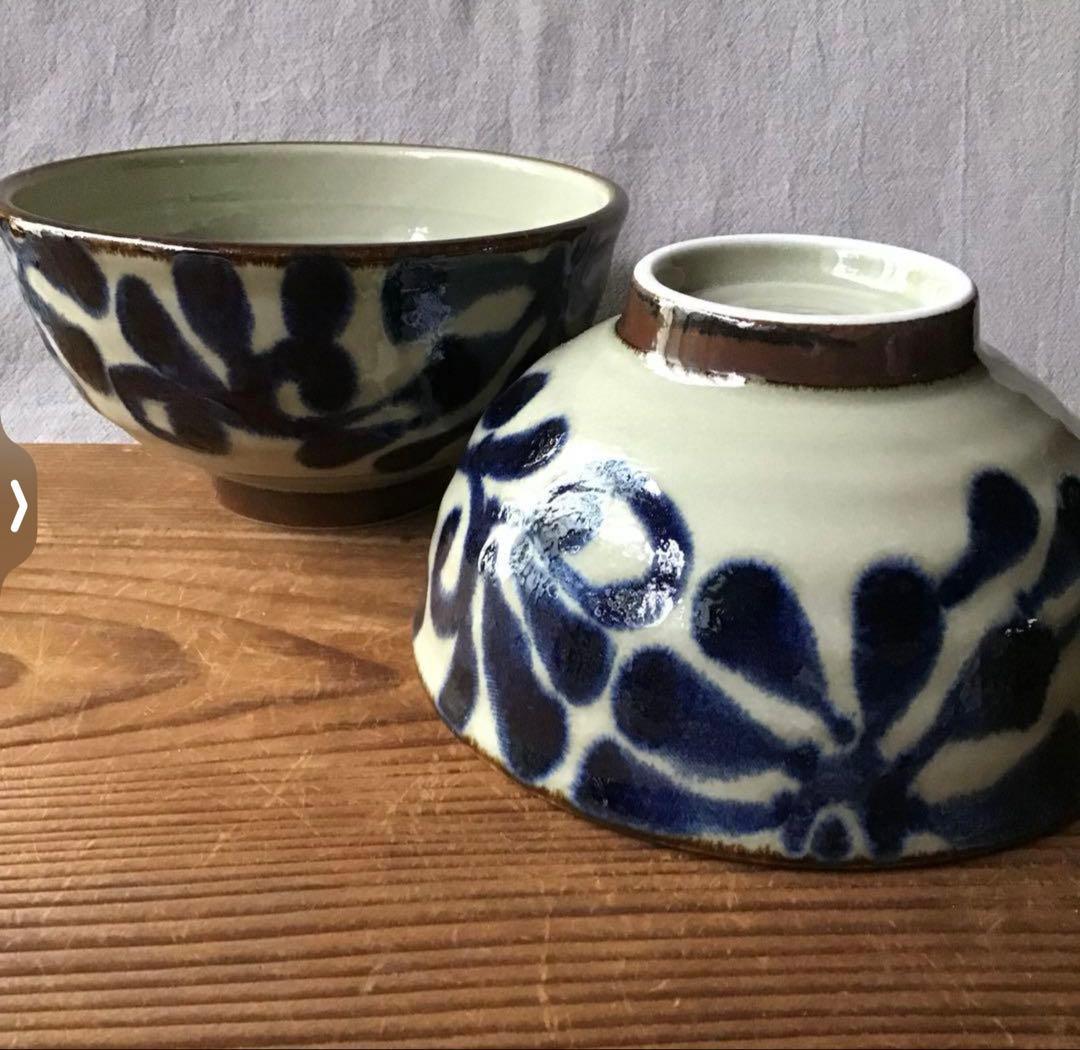 AAAです。新品美濃焼　琉球瑠璃唐草大麺鉢2枚・琉球ヌキ瑠璃唐草大麺鉢2枚