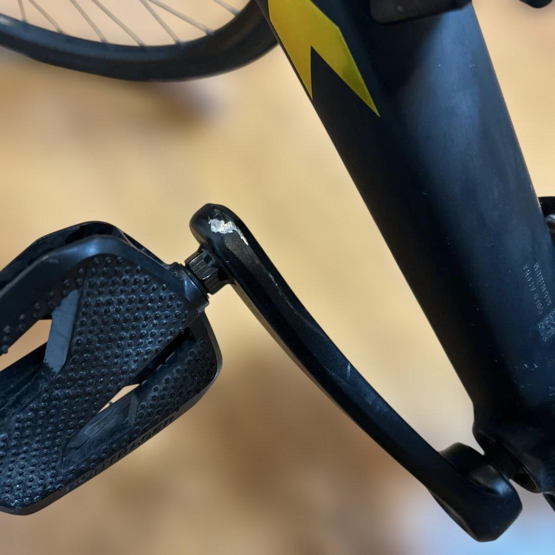 TREK FX2 Disc Gen4（2025年モデル）