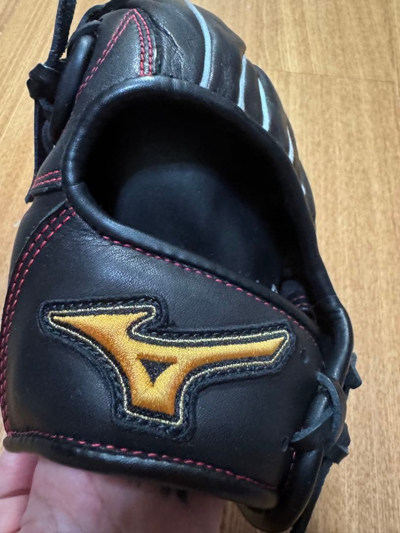 【左利き用】Mizuno プロフェッショナル 本革レザーグローブ 黒