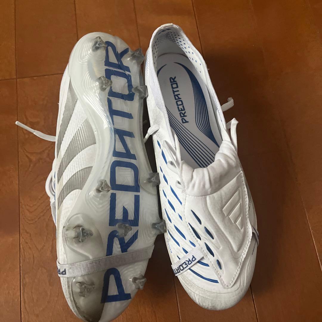 アディダスサッカースパイク　プレデターFT26.5