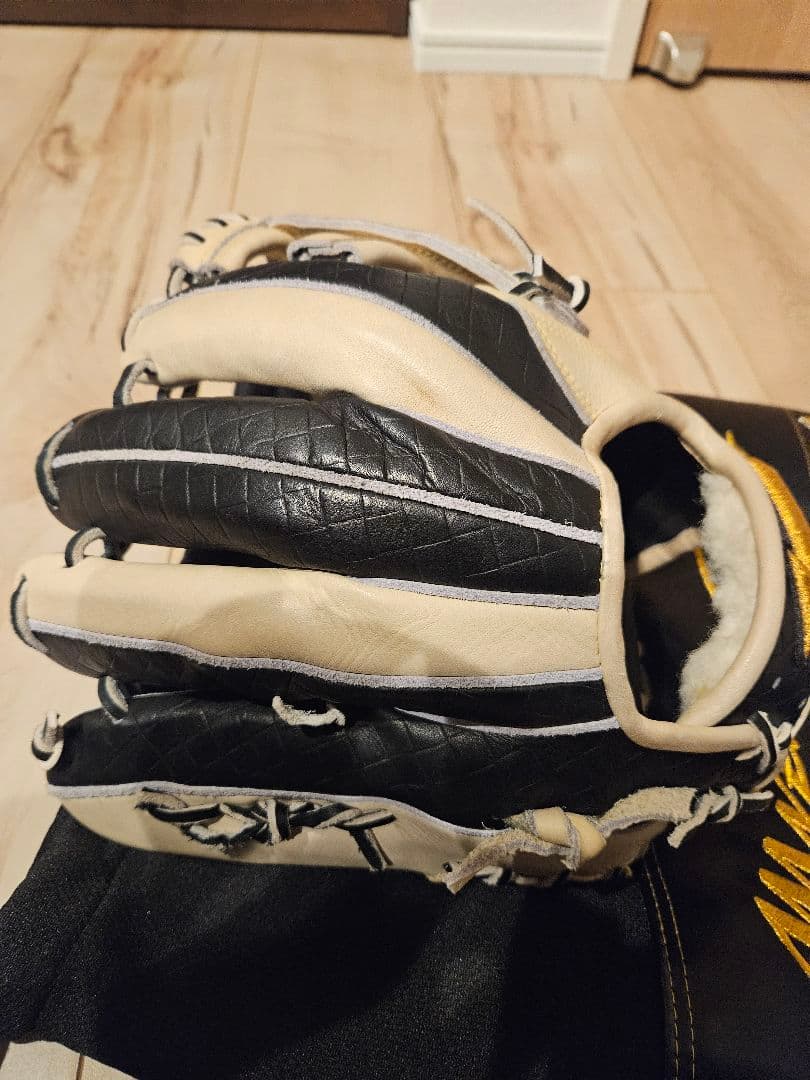 超美品　ミズノプロ 一般軟式グローブ　サイズ9