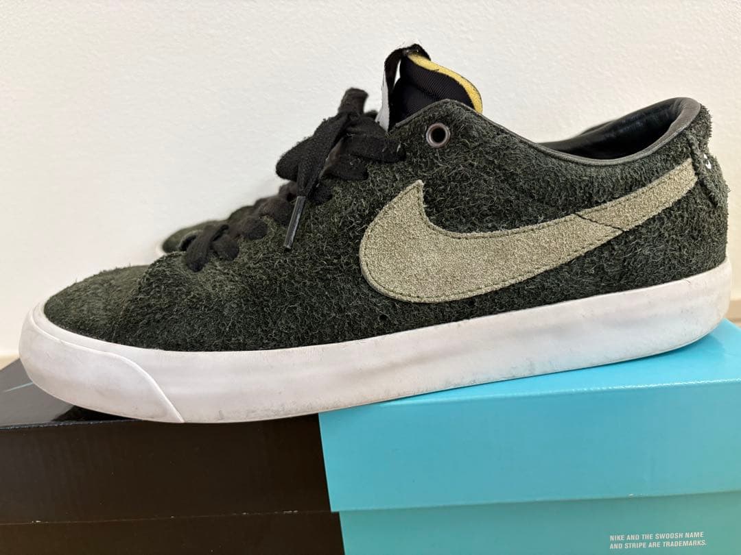 Nike SB Zoom Blazer Low Stussy × Nike SB