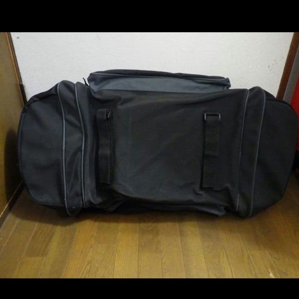 激レア！VENTURE ダッフルバッグ ベンチャー[スケボー取り付け可能]