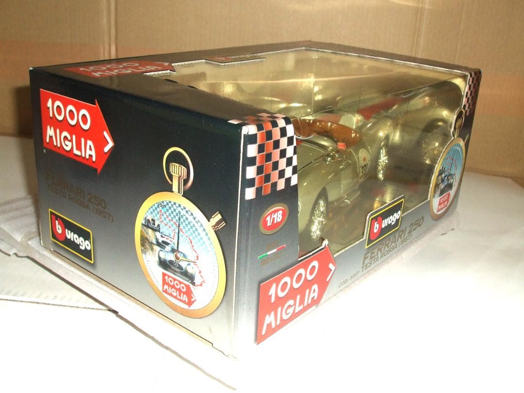 フェラーリ　２５０　テスタロッサ　（１９５７）　 ＃３３０　レースカー　１／１８