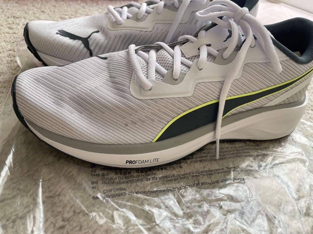 プーマ ランニングシューズ 27㎝ PUMA