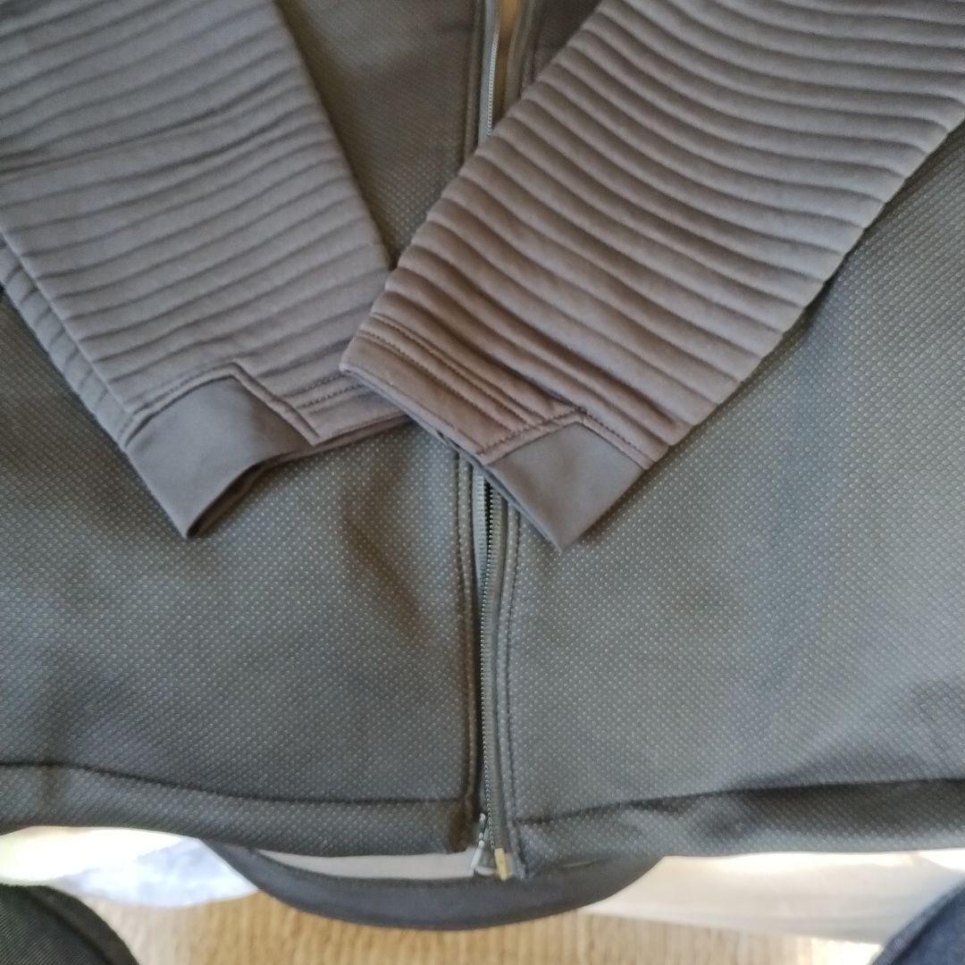 Under Armour ColdGear XL ブラックジャケット