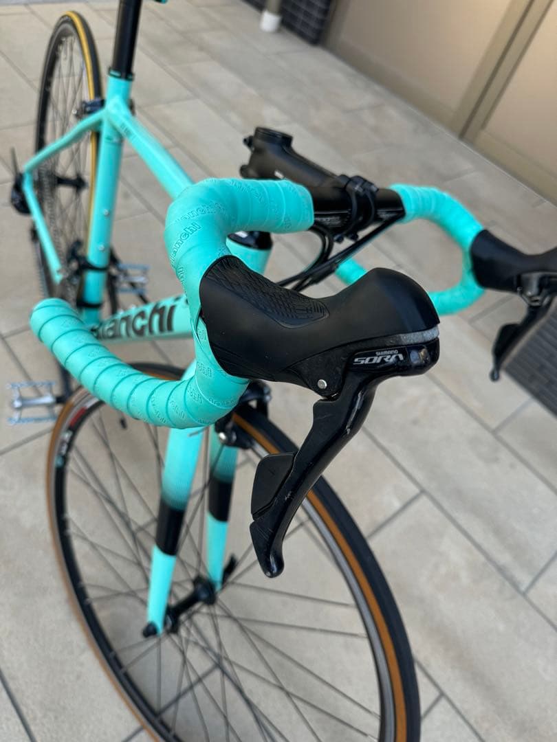 BIANCHI vianirone7ロードバイク自転車
