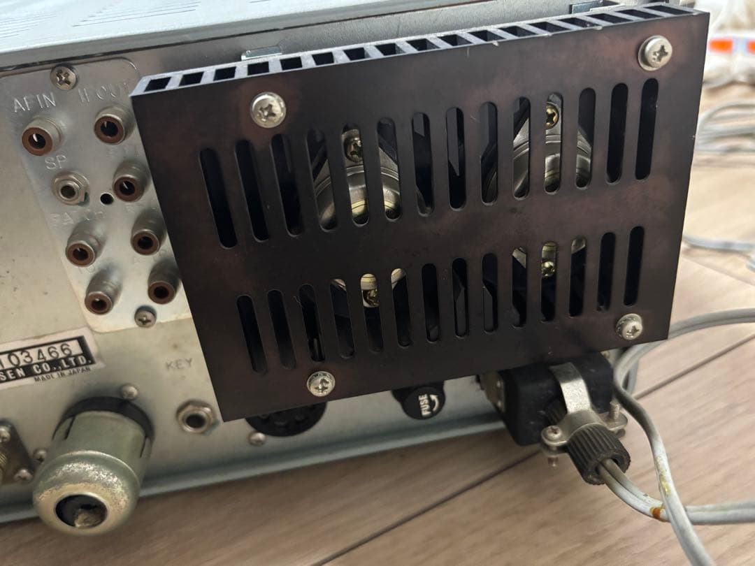 受信機 YAESU FT-101BS