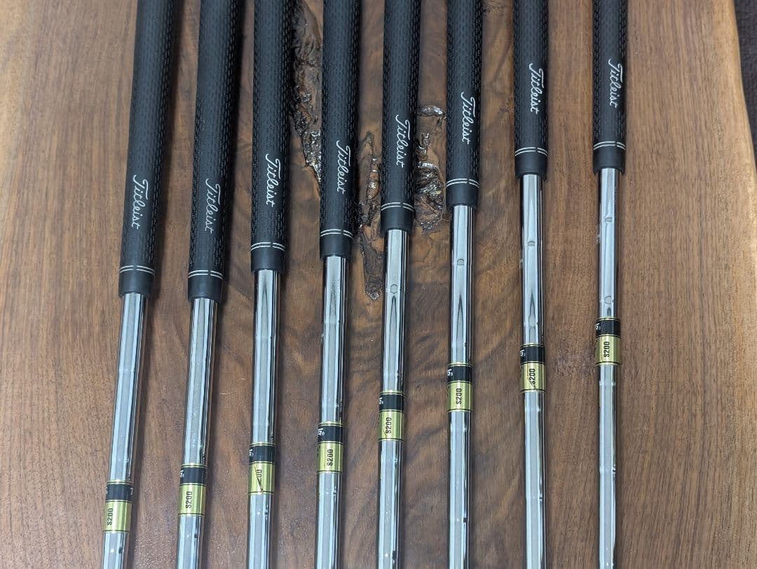 土日限定値引［美品］タイトリスト 712mb DG S200 3〜p 8本セット