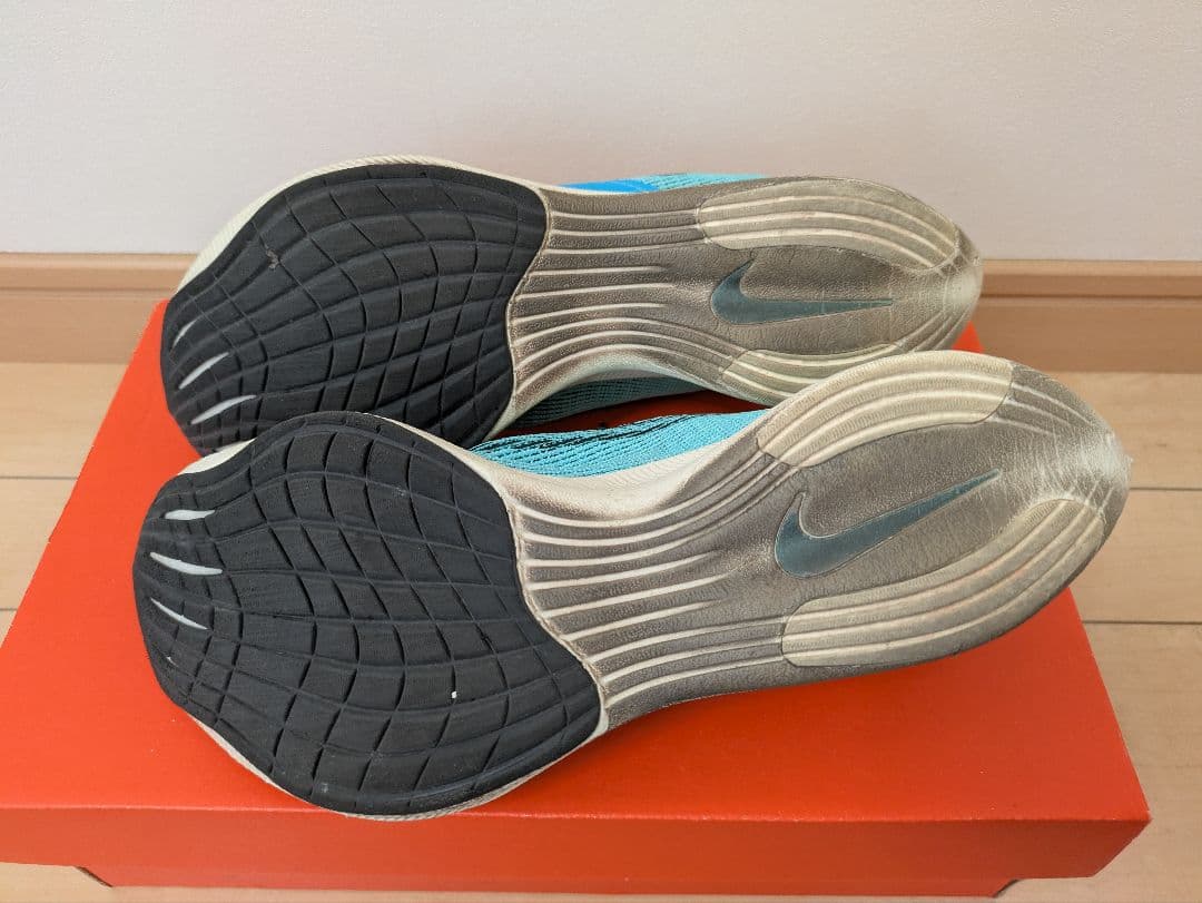 NIKE　ウィメンズ　ヴェイパーフライネクスト％　25cm