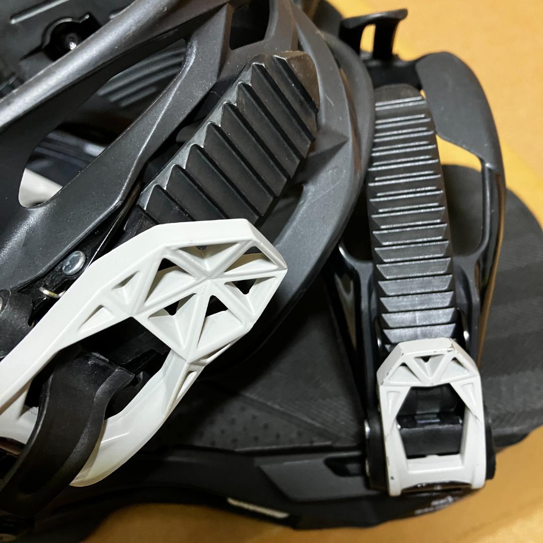 SALOMON DISTRICT UND サロモン ディストリクト(M)