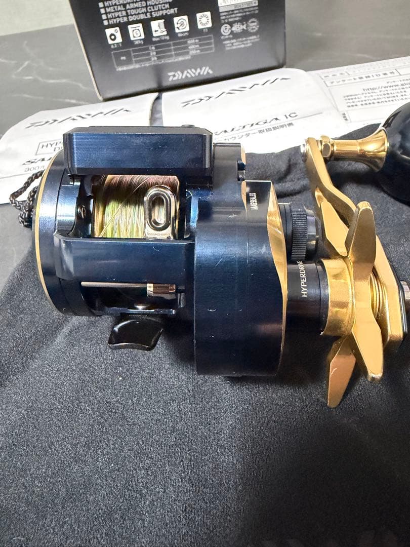 ダイワ SALTIGA IC 300L ベイトリール
