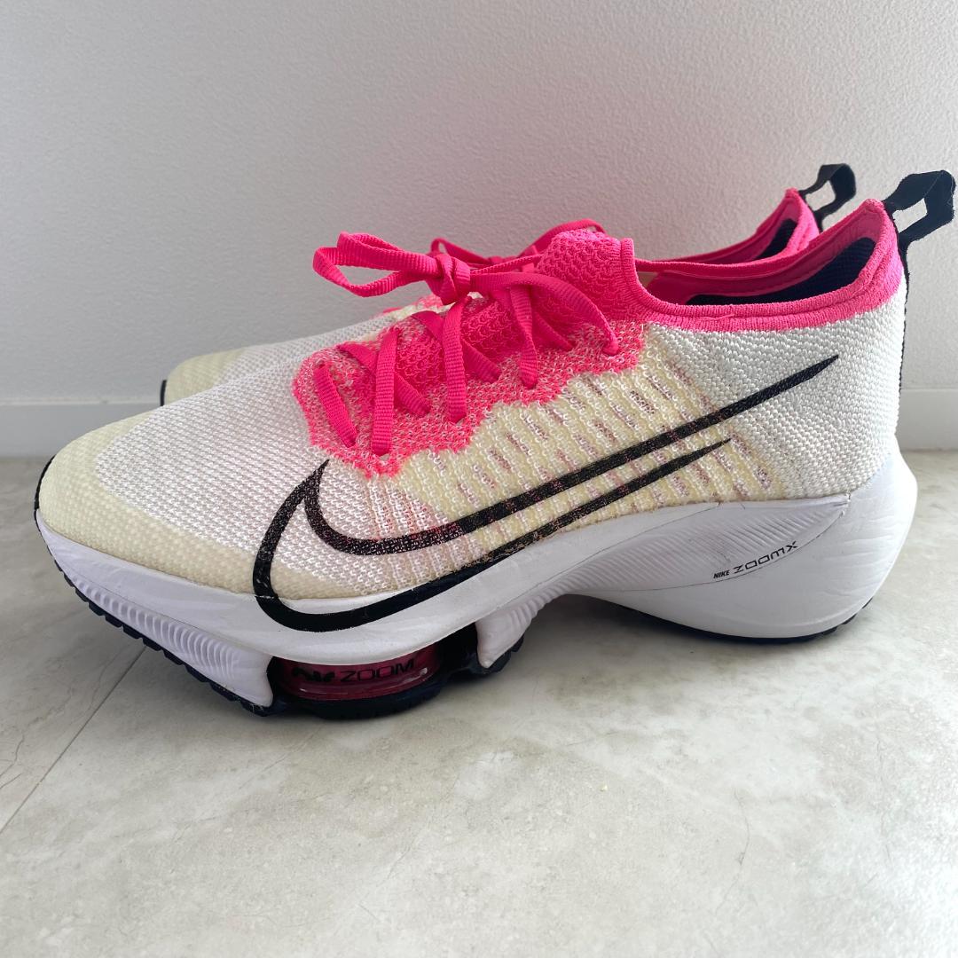 美品✨ナイキ 24.5 Nike W AIR ZOOM TEMPO NEXT%