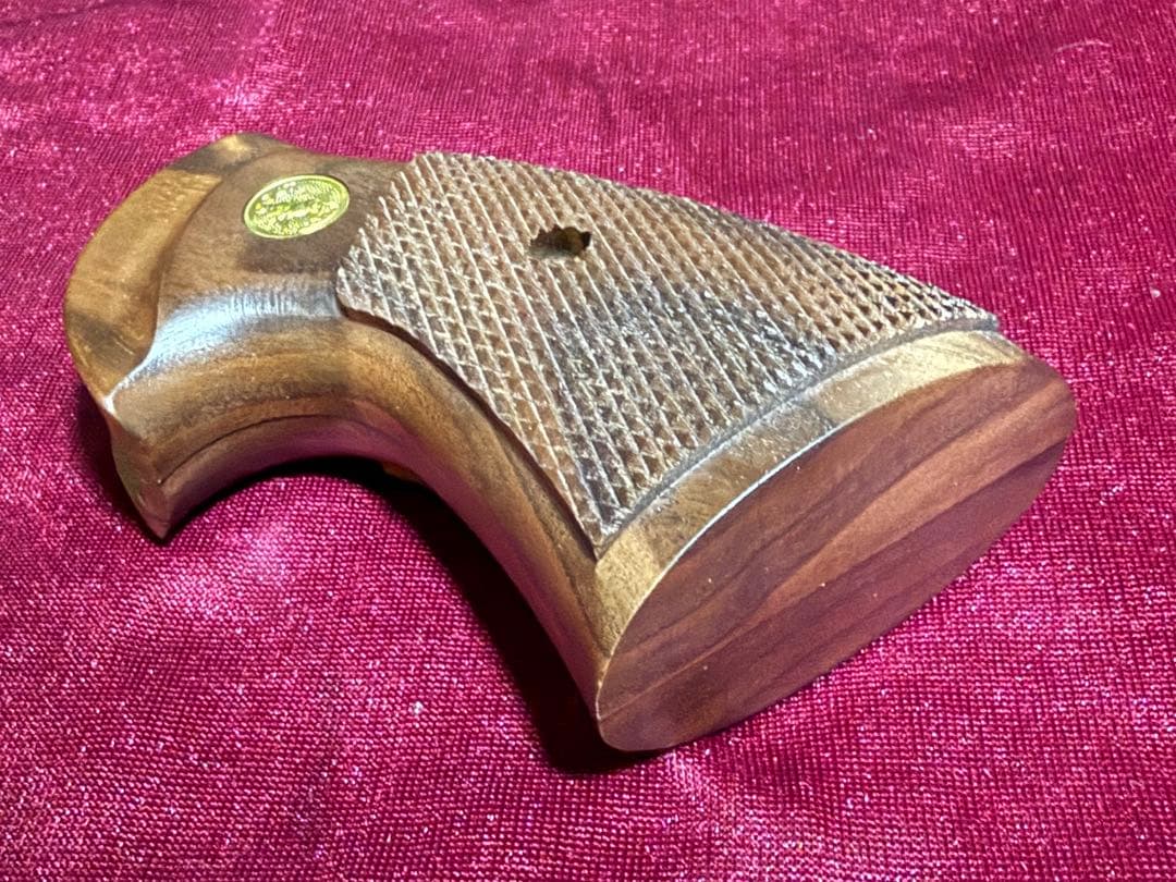 新品 タナカ　純正　コルトパイソン用　オーバーサイズ 木製グリップ＋Weight