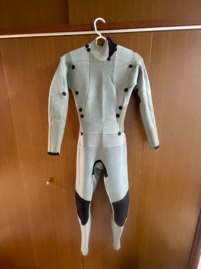 Hurley ウェットスーツ 黒 ヒョウ柄