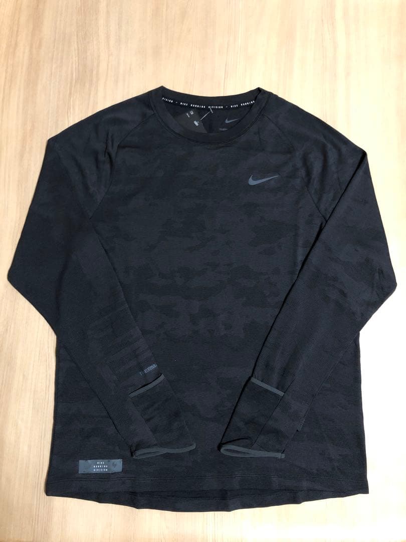【新品]NIKE ヴェイパーフライ3 NEXT % ディビジョンウェアセット