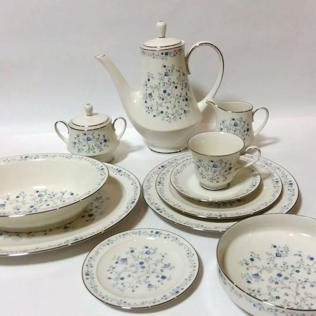 未使用 ノリタケ 6人用 10種類 ディナーフルセット 箱内保管品