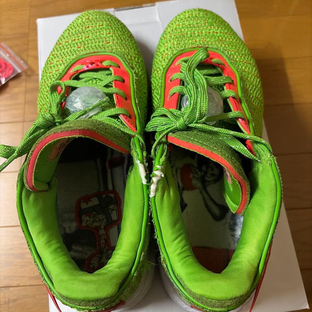 Nikeレブロン20 クリスマス