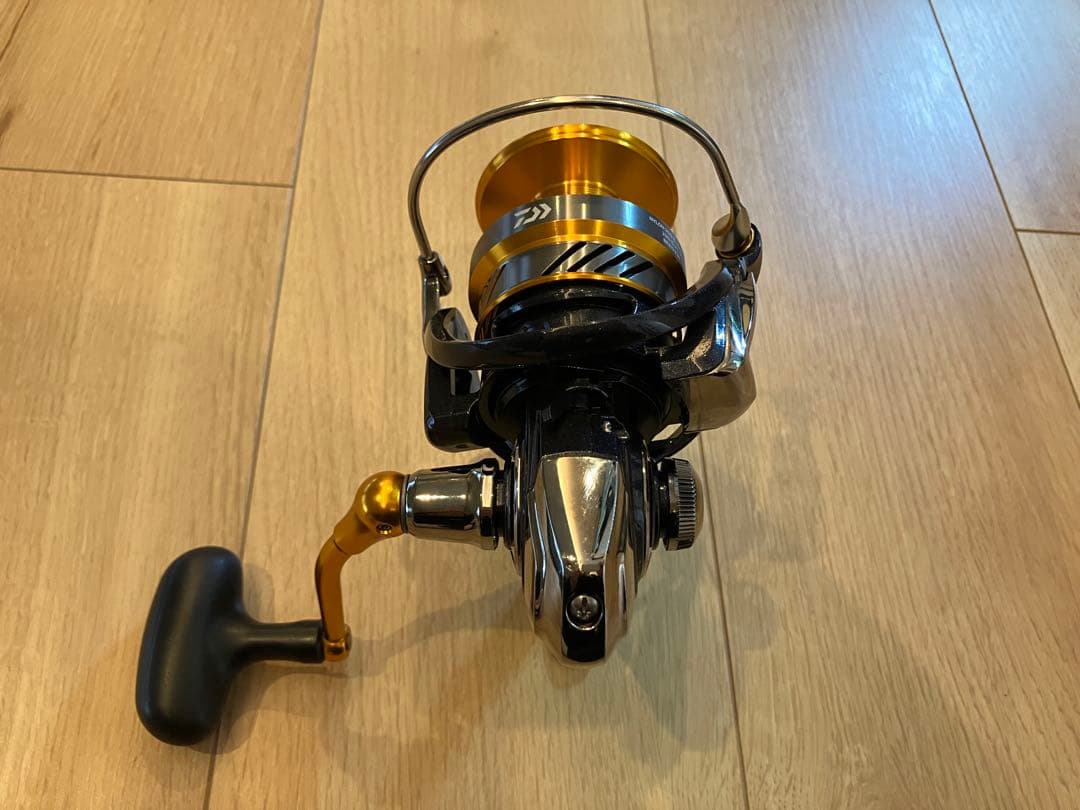 ダイワ(DAIWA) スピニングリール 20 レブロス LT6000D-H