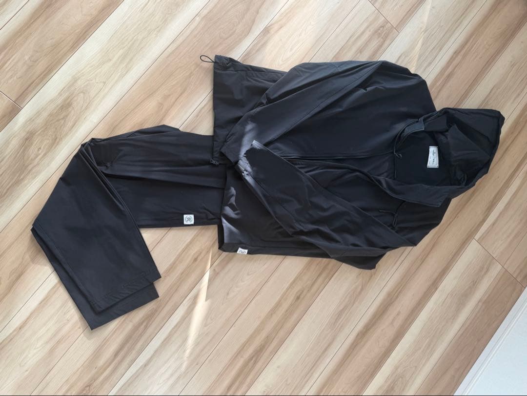 Reigning Champ ロンハーマン別注ウィンドブレーカー