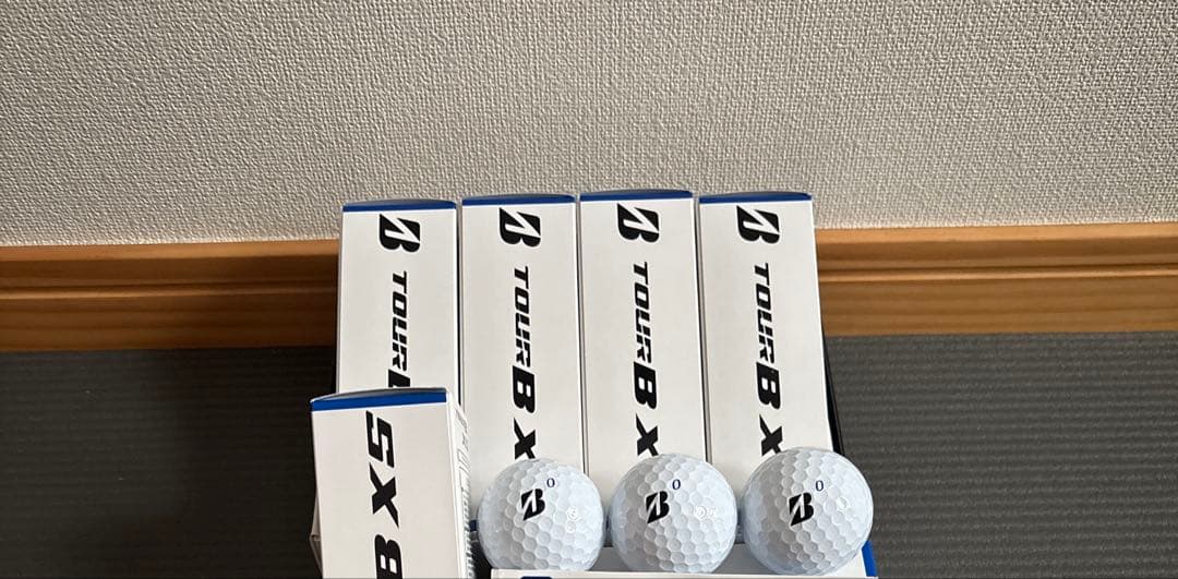 ブリヂストン 2024TOUR B XS ゴルフボール 6スリーブ