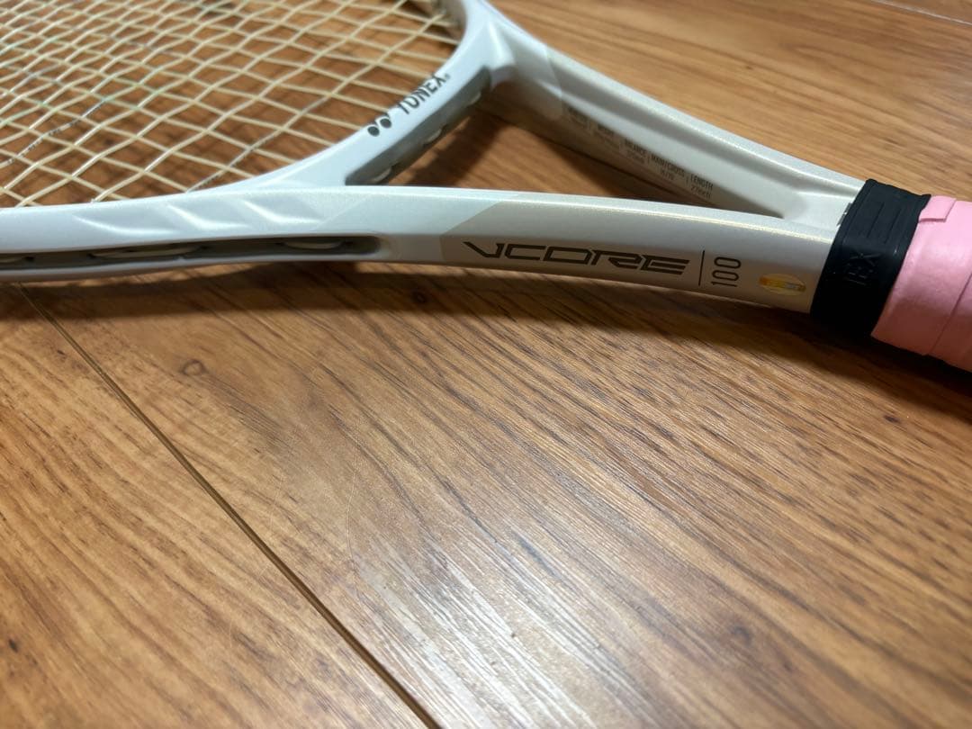 【美品】 YONEX VCORE 100 (2024)テニスラケット