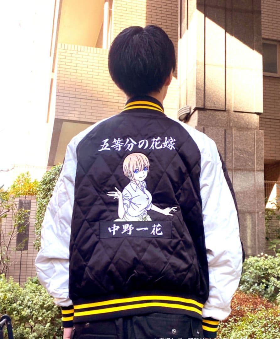 The QuintessentialQuintupletsリバーシブルジャケット