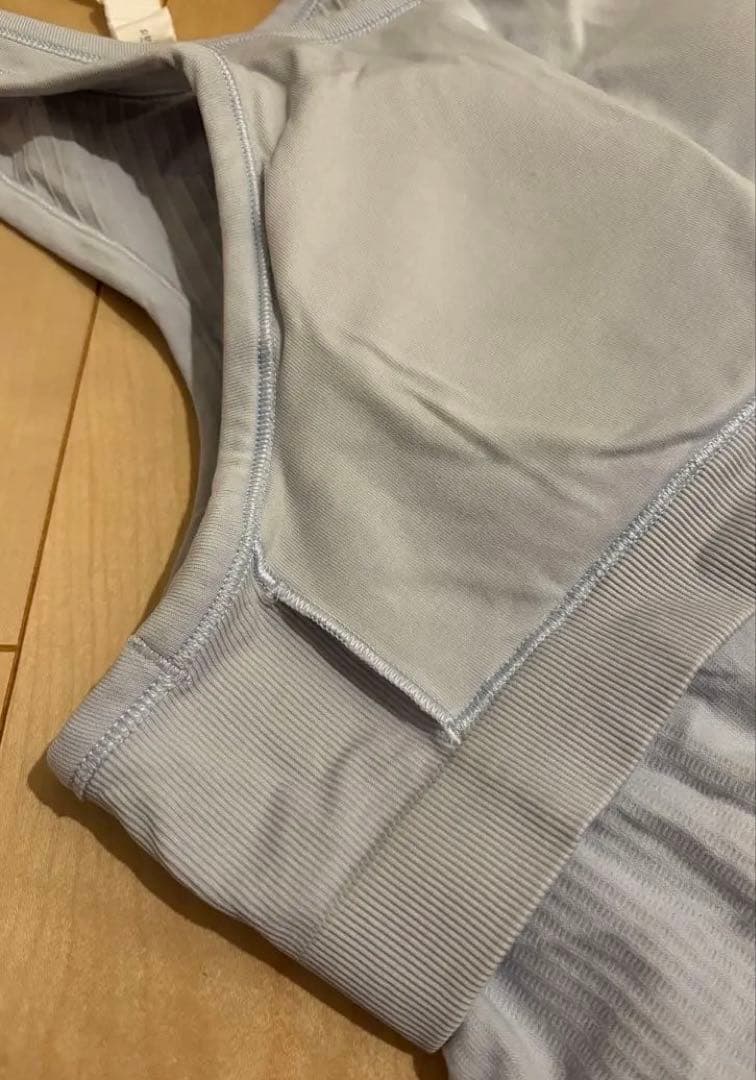 Lululemon 水色 ヨガウェア サイズ8相当