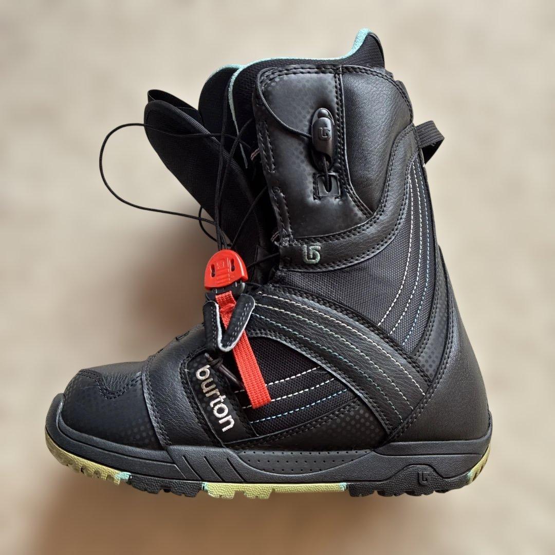 burton スノーボードブーツ　24cm