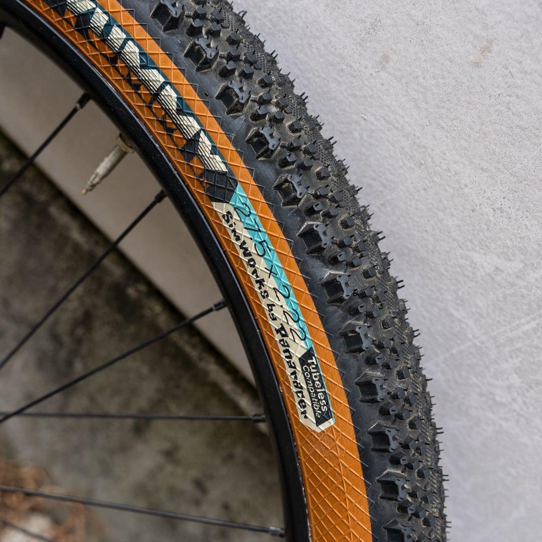 WHITE INDUSTRIES CLDハブ+Alexリム フロントホイール